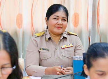 การประชุมขับเคลื่อนการปฏิบัติงานตามระบบการส่งเสริมสหกรณ์และกลุ่มเกษตรกร ประจำเดือนตุลาคม 2568 ของสำนักงานสหกรณ์จังหวัดนครศรีธรรมราช ประจำปีงบประมาณ พ.ศ.2569 วาระก่อนการประชุม ได้มีการมอบเกียรติคุณนักส่งเสริมสหกรณ์ดีเด่นและพนักงานราชการดีเด่น ประจำปี พ.ศ. ... พารามิเตอร์รูปภาพ 27